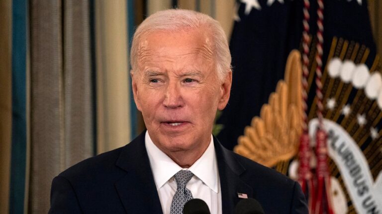 bidenjoe 010225gn03 w