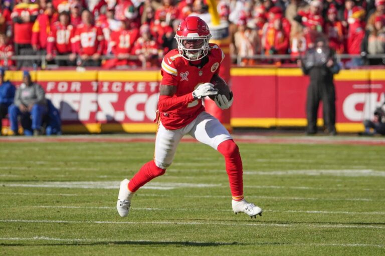 xavier worthy chiefs scaled