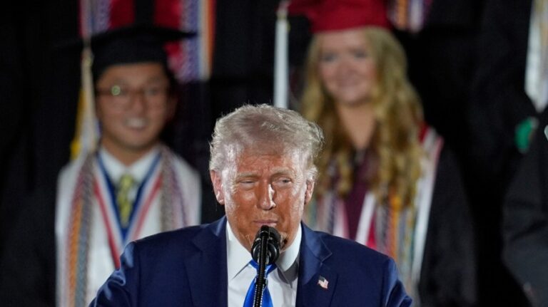Trump Alabama 05012025