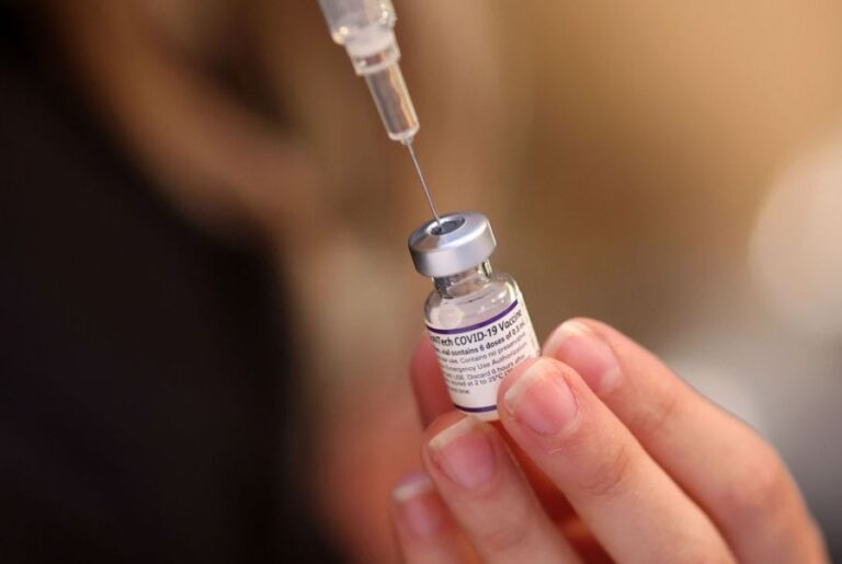 covid vaccine GettyImages 1252034687