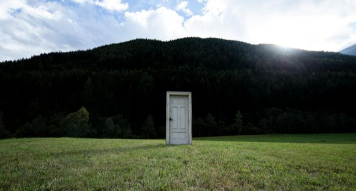 portal fantasy doorway.jpg.optimal